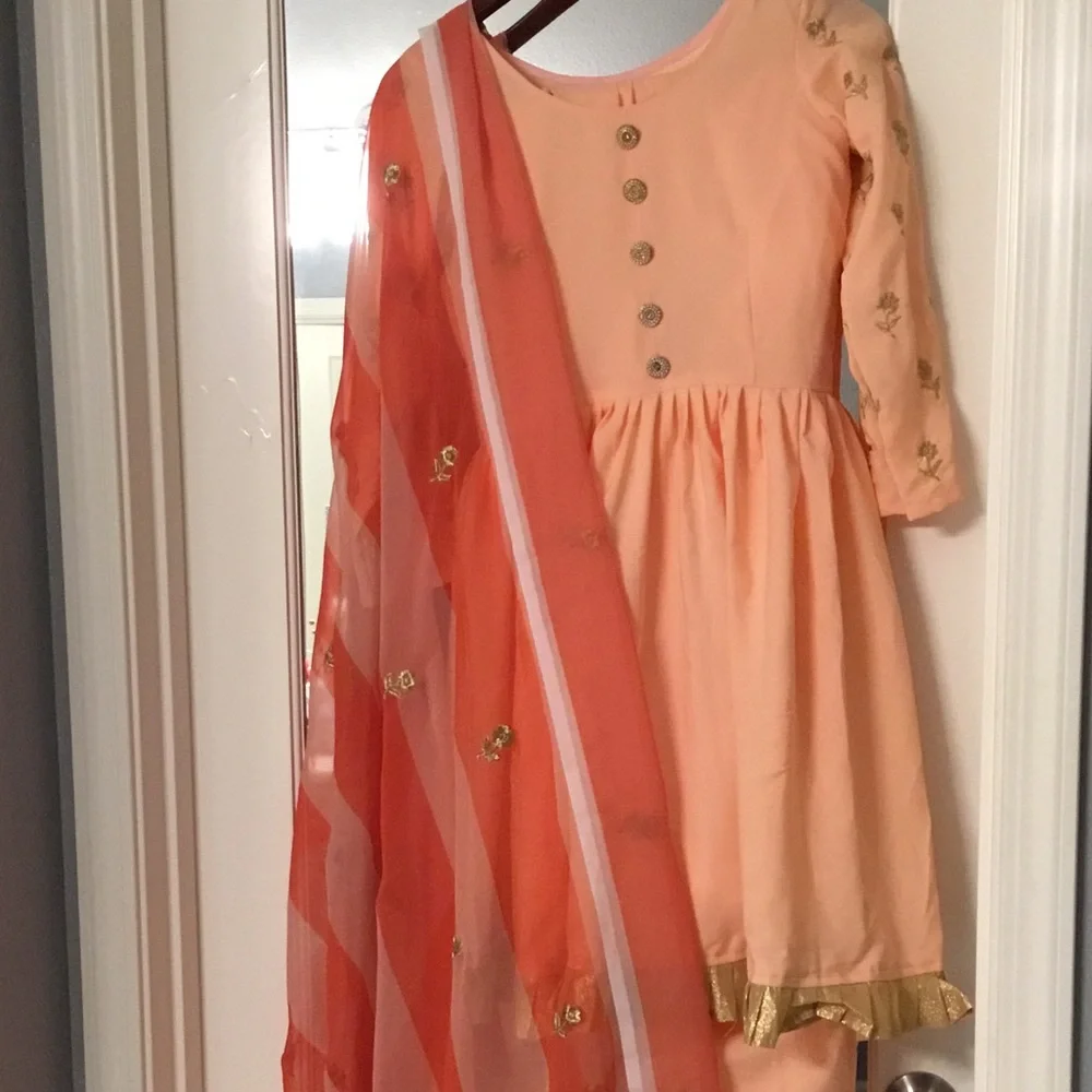 Dhoti salwar suit - Picture 3 of 12